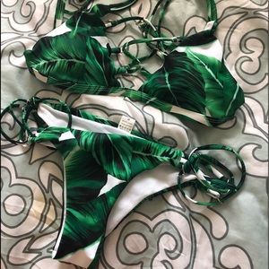 Bikini swim suit set